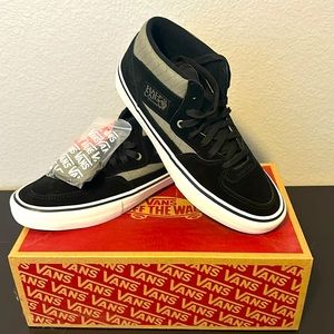 Brand New Vans Half Cab Pro Size 11 Shoes